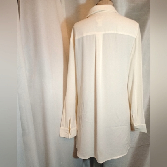 Chico's ButtonUp Blouse, Jeweled Butterflies Collar, Long Sleeve,Cuffs, Ivory, L - Picture 6 of 13